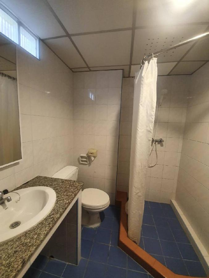 Bj City Hotel Сурат-Тхані Екстер'єр фото